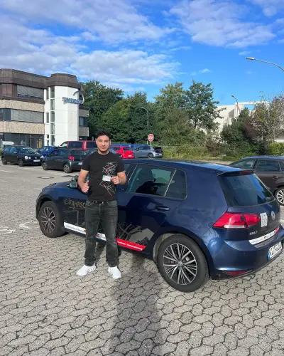 Bestandene Führerscheinprüfung bei Fahrschulwerk Kiel
