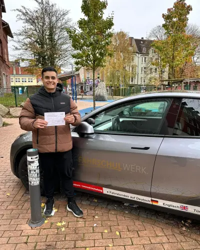 Bestandene Führerscheinprüfung bei Fahrschulwerk Kiel