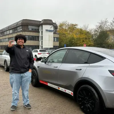 Bestandene Führerscheinprüfung bei Fahrschulwerk Kiel