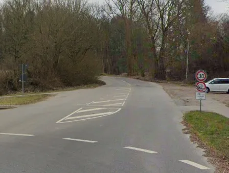 Prüfungsstelle in Kiel: Abknickende Vorfahrtstraße